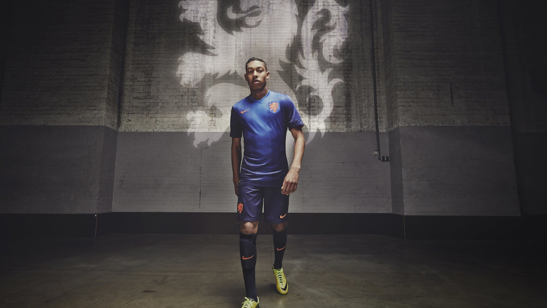 开云登录通道-申花破荒夜，梅西球迷高歌助阵，足球无国界的狂热共鸣，申花破荒夜，梅西球迷高歌助阵，足球无国界的狂热共鸣